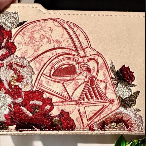 Darth Vader Star Wars Cream and Red Floral Wallet Disney Loungefly Collectible - Picture 5 of 15